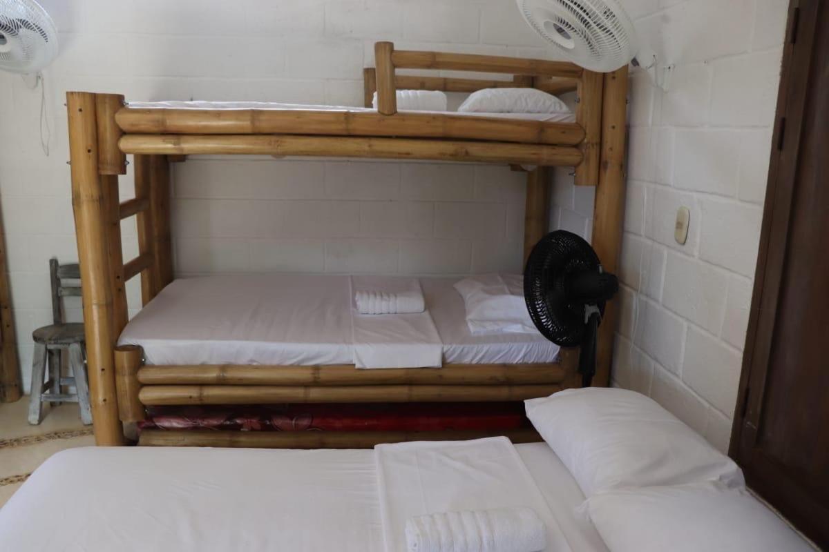 Afro Hostel Некоклі Екстер'єр фото