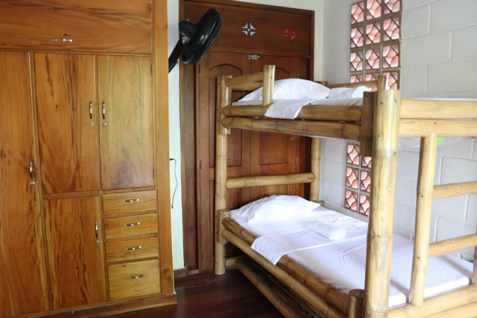 Afro Hostel Некоклі Екстер'єр фото